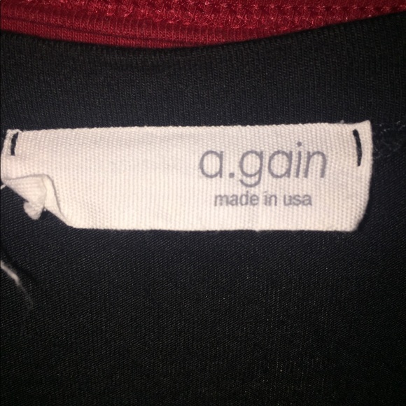 Black v-neck tee - Picture 6 of 7